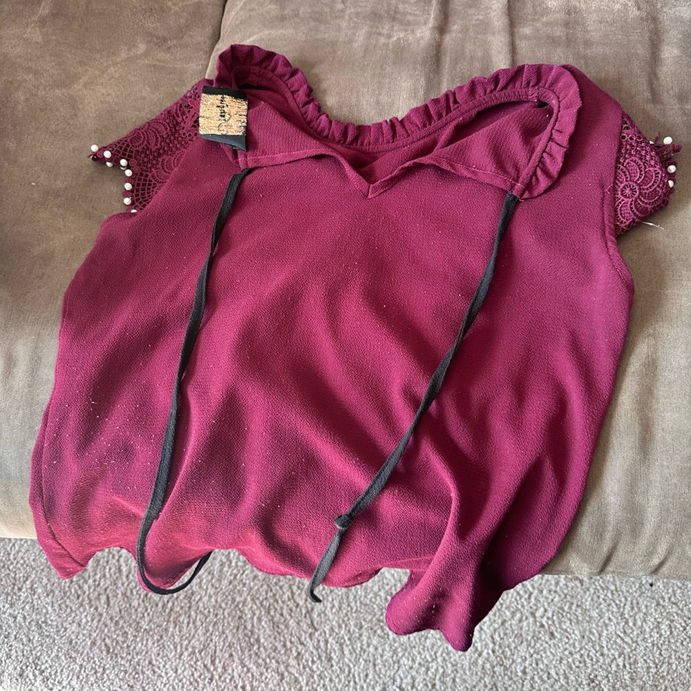 Elegant Burgundy Lace Sleeve Top